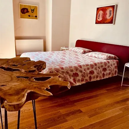 Lancia Di Brolo Apartment Palermo
