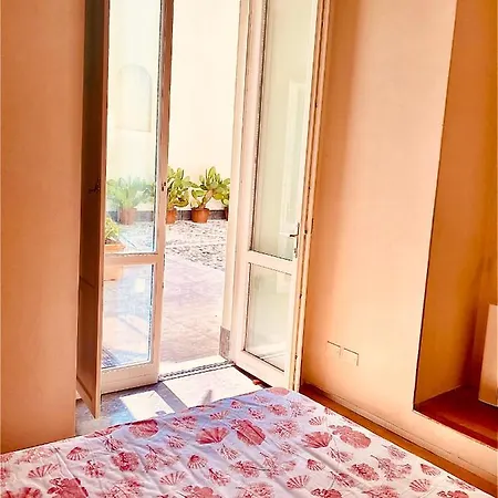 Lancia Di Brolo Apartment Palermo